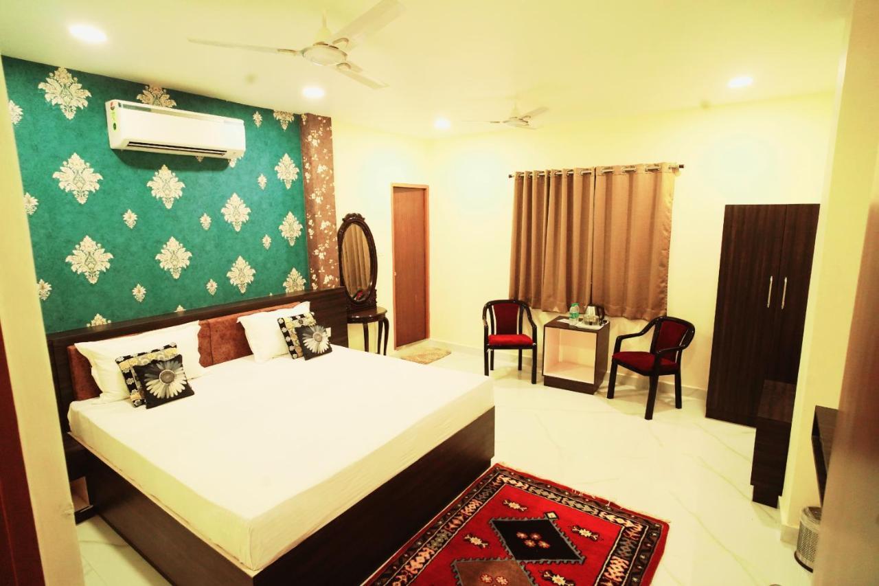Anand Kanan Varanasi Exterior foto